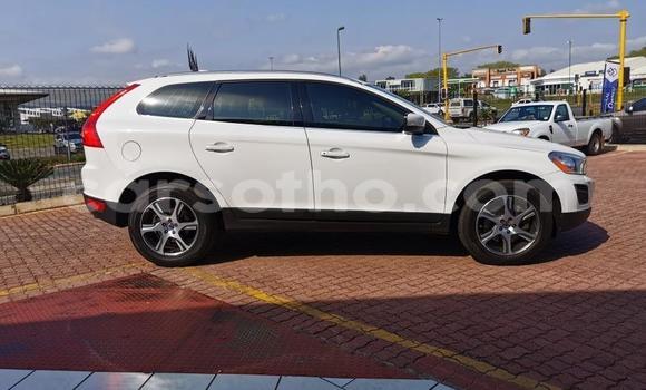 Acheter Occasion Voiture Volvo XC60 Blanc à Hlotse, Leribe Acheter Occasion Voiture Volvo XC60 Blanc à Hlotse, Leribe