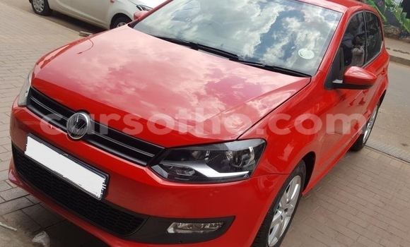 Acheter Occasion Voiture Volkswagen Polo Rouge à Hlotse, Leribe Acheter Occasion Voiture Volkswagen Polo Rouge à Hlotse, Leribe