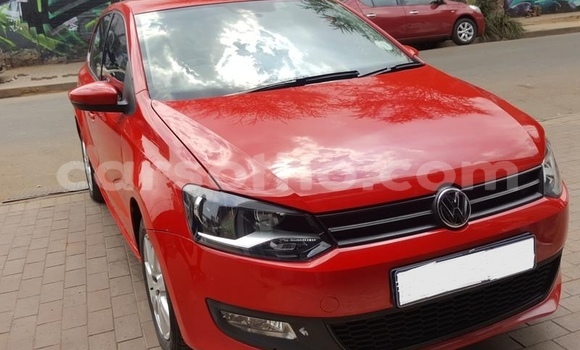 Acheter Occasion Voiture Volkswagen Polo Rouge à Hlotse, Leribe Acheter Occasion Voiture Volkswagen Polo Rouge à Hlotse, Leribe