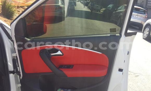 Acheter Occasion Voiture Volkswagen Polo Blanc à Hlotse, Leribe Acheter Occasion Voiture Volkswagen Polo Blanc à Hlotse, Leribe