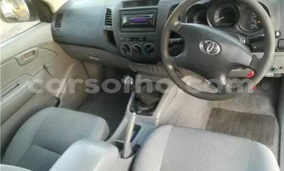Acheter Occasion Voiture Toyota Hilux Blanc à Maseru, Maseru Acheter Occasion Voiture Toyota Hilux Blanc à Maseru, Maseru