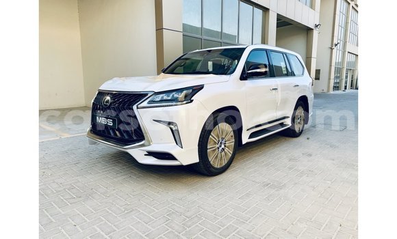 اشتري Imported Lexus LX White سيارة في Import - Dubai في Maseru اشتري Imported Lexus LX White سيارة في Import - Dubai في Maseru