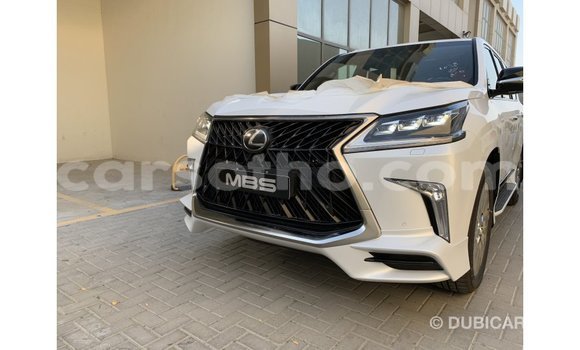 اشتري Imported Lexus LX White سيارة في Import - Dubai في Maseru اشتري Imported Lexus LX White سيارة في Import - Dubai في Maseru