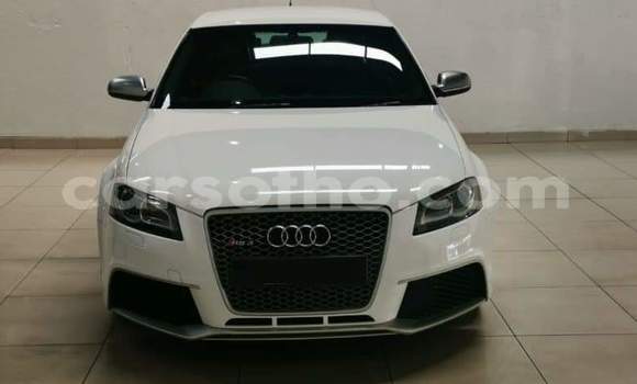 Acheter Occasion Voiture Audi RS3 Blanc à Maseru, Maseru Acheter Occasion Voiture Audi RS3 Blanc à Maseru, Maseru