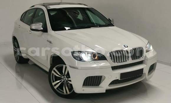Acheter Occasion Voiture BMW X6 M Blanc à Maseru, Maseru Acheter Occasion Voiture BMW X6 M Blanc à Maseru, Maseru