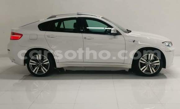 Acheter Occasion Voiture BMW X6 M Blanc à Maseru, Maseru Acheter Occasion Voiture BMW X6 M Blanc à Maseru, Maseru