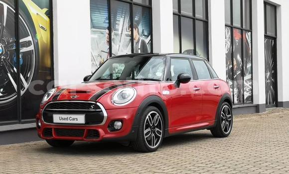 اشتري مستعمل Mini Cooper Red سيارة في Roma في Maseru اشتري مستعمل Mini Cooper Red سيارة في Roma في Maseru
