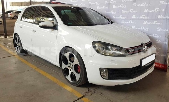 Sayi Na hannu Volkswagen Bora White Mota in Hlotse a Leribe Sayi Na hannu Volkswagen Bora White Mota in Hlotse a Leribe