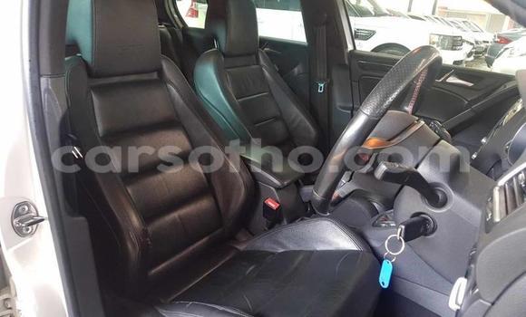 Sayi Na hannu Volkswagen Bora White Mota in Hlotse a Leribe Sayi Na hannu Volkswagen Bora White Mota in Hlotse a Leribe