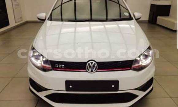 Sayi Na hannu Volkswagen Polo White Mota in Maseru a Maseru Sayi Na hannu Volkswagen Polo White Mota in Maseru a Maseru