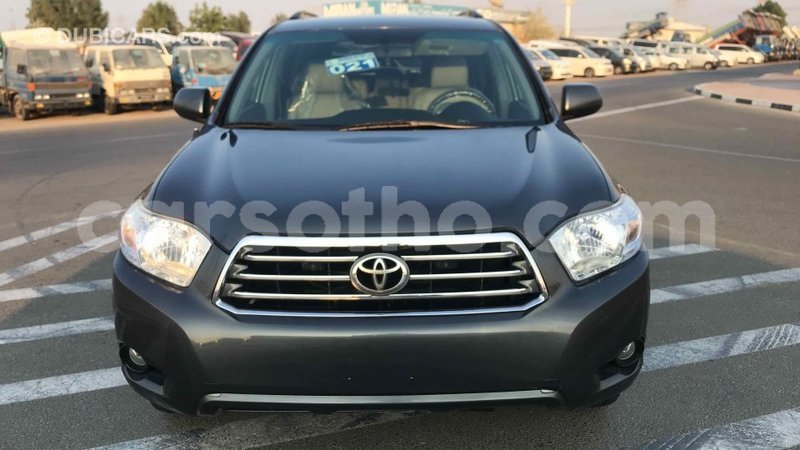 Big with watermark toyota highlander maseru import dubai 12663