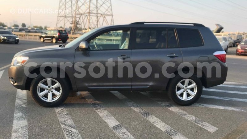 Big with watermark toyota highlander maseru import dubai 12663