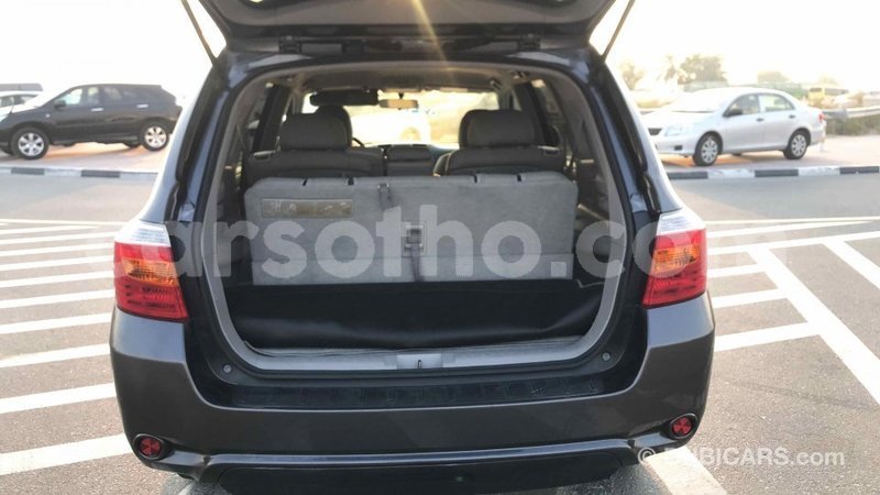 Big with watermark toyota highlander maseru import dubai 12663