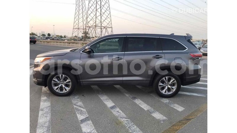 Big with watermark toyota highlander maseru import dubai 12665