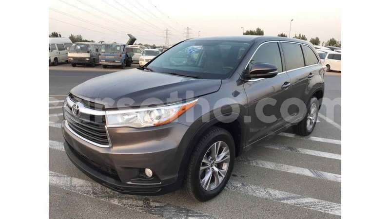 Big with watermark toyota highlander maseru import dubai 12665