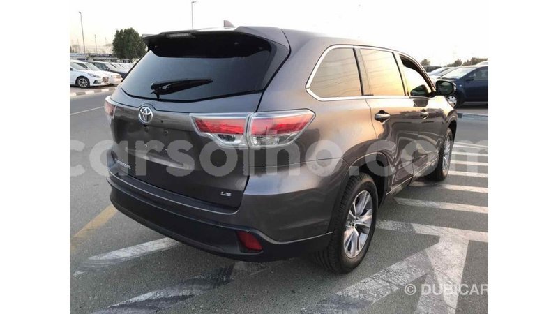 Big with watermark toyota highlander maseru import dubai 12665