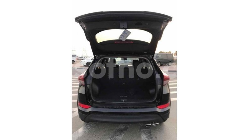 Big with watermark hyundai tucson maseru import dubai 12666