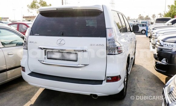 Acheter Import Voiture Lexus GX Blanc à Import - Dubai, Maseru Acheter Import Voiture Lexus GX Blanc à Import - Dubai, Maseru