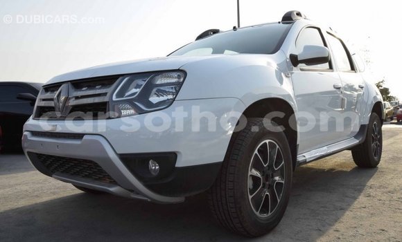 Acheter Import Voiture Renault Duster Blanc à Import - Dubai, Maseru Acheter Import Voiture Renault Duster Blanc à Import - Dubai, Maseru