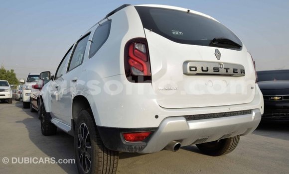 Acheter Import Voiture Renault Duster Blanc à Import - Dubai, Maseru Acheter Import Voiture Renault Duster Blanc à Import - Dubai, Maseru