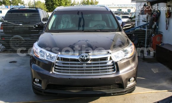 Acheter Import Voiture Toyota Highlander Autre à Import - Dubai, Maseru Acheter Import Voiture Toyota Highlander Autre à Import - Dubai, Maseru