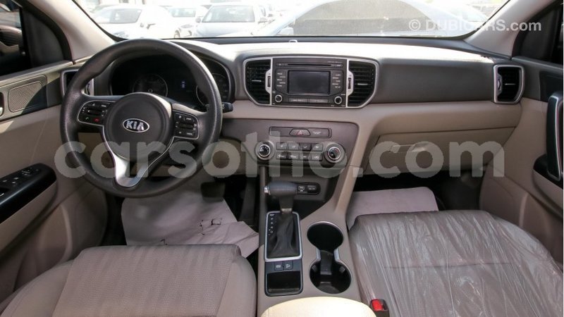 Big with watermark kia sportage maseru import dubai 12689
