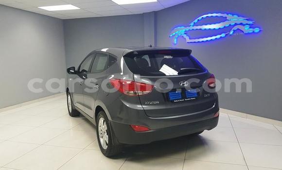 Acheter Occasion Voiture Hyundai ix35 Gris à Roma, Maseru Acheter Occasion Voiture Hyundai ix35 Gris à Roma, Maseru
