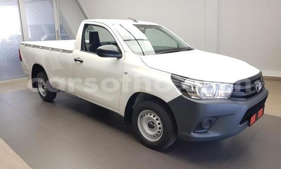 Acheter Occasion Voiture Toyota Hilux Blanc à Maseru, Maseru Acheter Occasion Voiture Toyota Hilux Blanc à Maseru, Maseru