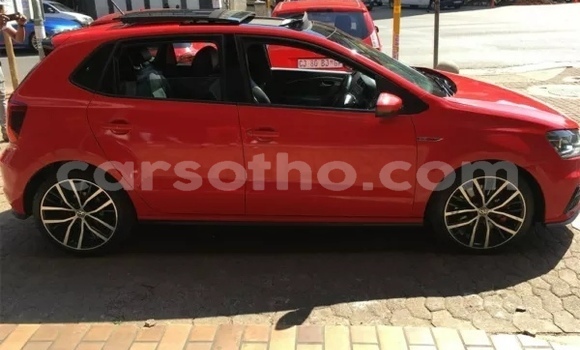 Acheter Occasion Voiture Volkswagen Polo Rouge à Hlotse, Leribe Acheter Occasion Voiture Volkswagen Polo Rouge à Hlotse, Leribe