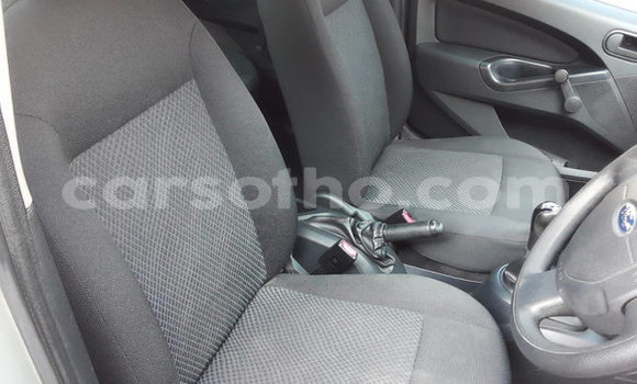 Acheter Occasion Voiture Ford Fiesta ST Gris à Maputsoa, Leribe Acheter Occasion Voiture Ford Fiesta ST Gris à Maputsoa, Leribe