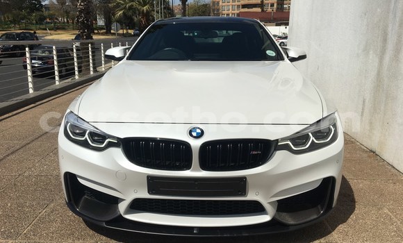 Acheter Occasion Voiture BMW M4 Blanc à Maseru, Maseru Acheter Occasion Voiture BMW M4 Blanc à Maseru, Maseru