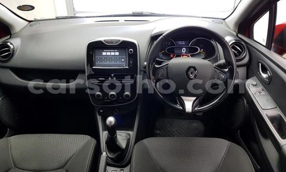 Sayi Na hannu Renault Clio Red Mota in Maseru a Maseru Sayi Na hannu Renault Clio Red Mota in Maseru a Maseru