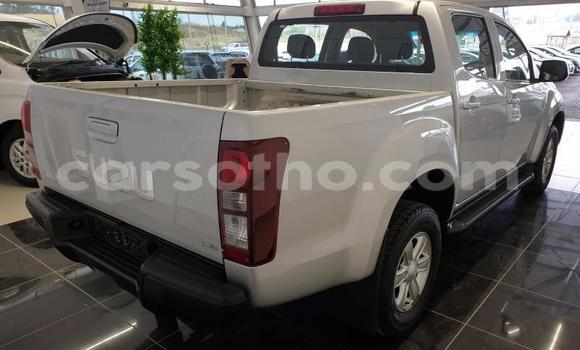 Acheter Occasion Voiture Isuzu KB Gris à Maseru, Maseru Acheter Occasion Voiture Isuzu KB Gris à Maseru, Maseru