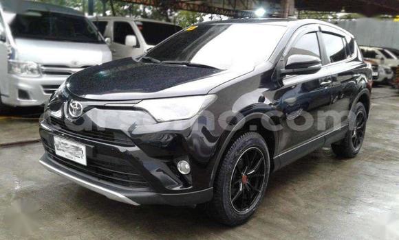 Buy Used Toyota RAV4 Black Car in Maputsoe in Leribe Buy Used Toyota RAV4 Black Car in Maputsoe in Leribe