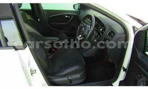 Acheter Occasion Voiture Volkswagen Polo Blanc à Hlotse, Leribe Acheter Occasion Voiture Volkswagen Polo Blanc à Hlotse, Leribe