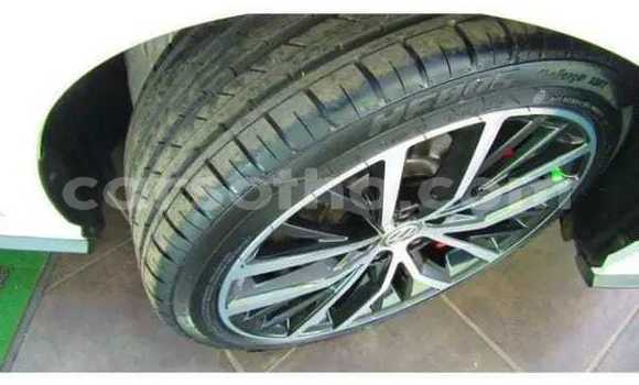 Acheter Occasion Voiture Volkswagen Polo Blanc à Hlotse, Leribe Acheter Occasion Voiture Volkswagen Polo Blanc à Hlotse, Leribe