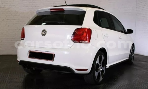 Acheter Occasion Voiture Volkswagen Polo Blanc à Hlotse, Leribe Acheter Occasion Voiture Volkswagen Polo Blanc à Hlotse, Leribe