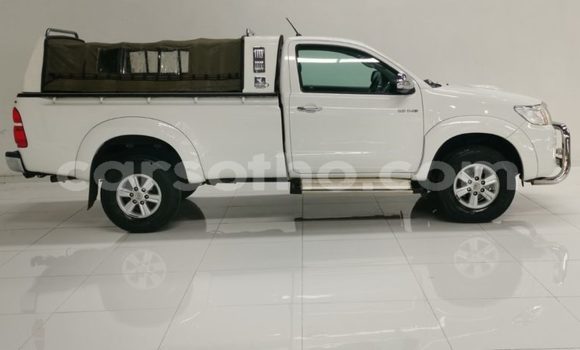 Acheter Occasion Voiture Toyota Hilux Blanc à Maseru, Maseru Acheter Occasion Voiture Toyota Hilux Blanc à Maseru, Maseru