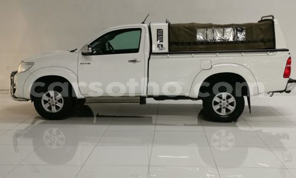 Acheter Occasion Voiture Toyota Hilux Blanc à Maseru, Maseru Acheter Occasion Voiture Toyota Hilux Blanc à Maseru, Maseru