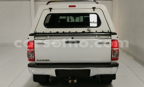 Acheter Occasion Voiture Toyota Hilux Blanc à Maseru, Maseru Acheter Occasion Voiture Toyota Hilux Blanc à Maseru, Maseru