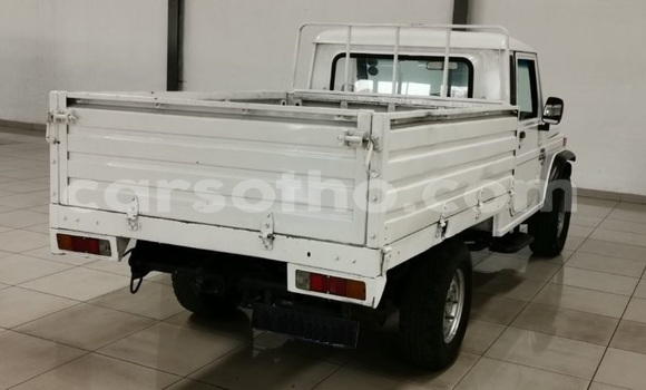 Acheter Occasion Voiture Mahindra Bolero Blanc à Maseru, Maseru Acheter Occasion Voiture Mahindra Bolero Blanc à Maseru, Maseru