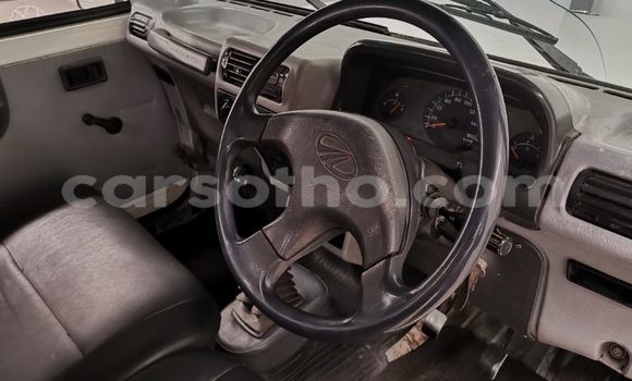 Acheter Occasion Voiture Mahindra Bolero Blanc à Maseru, Maseru Acheter Occasion Voiture Mahindra Bolero Blanc à Maseru, Maseru