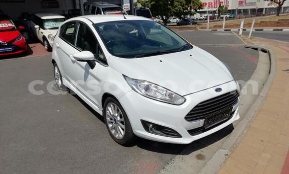 Sayi Na hannu Ford Fiesta ST White Mota in Maputsoa a Leribe Sayi Na hannu Ford Fiesta ST White Mota in Maputsoa a Leribe