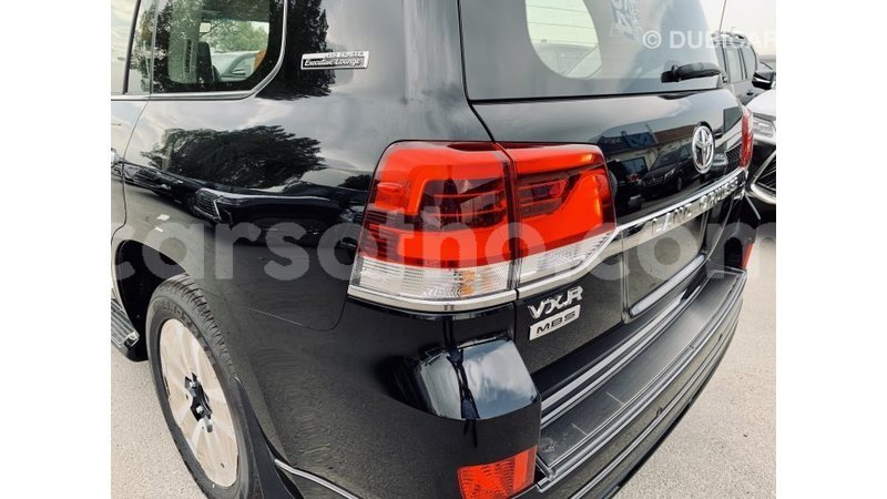 Big with watermark toyota land cruiser maseru import dubai 12769