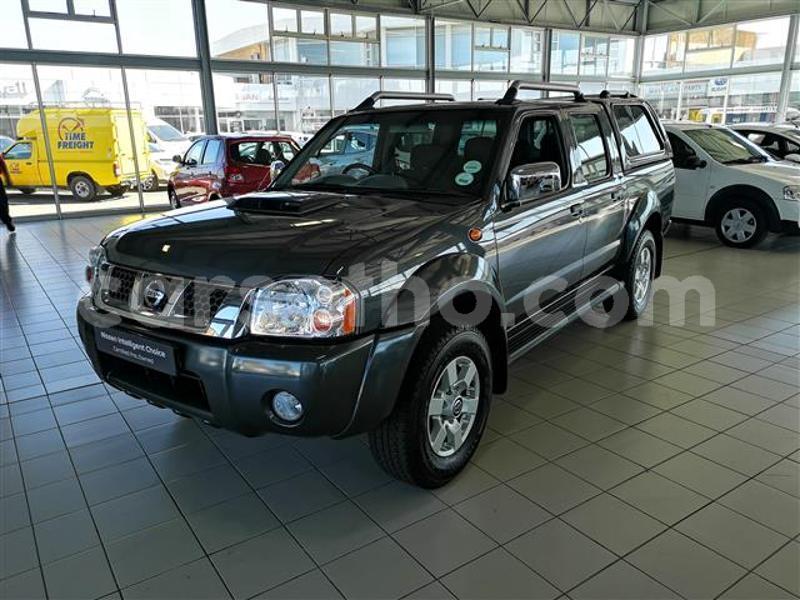 Big with watermark nissan np 300 leribe hlotse 12777