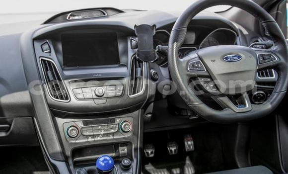 Acheter Occasion Voiture Ford Focus RS Bleu à Maseru, Maseru Acheter Occasion Voiture Ford Focus RS Bleu à Maseru, Maseru