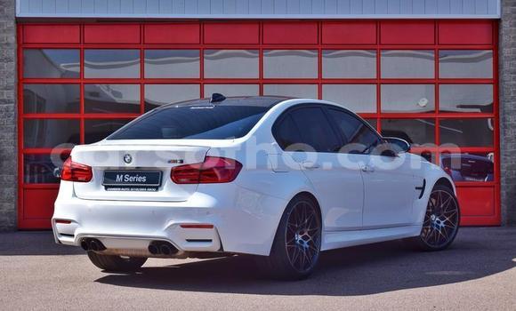 Acheter Occasion Voiture BMW M3 Blanc à Maseru, Maseru Acheter Occasion Voiture BMW M3 Blanc à Maseru, Maseru