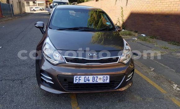 Sayi Na hannu Kia Rio Silver Mota in Maseru a Maseru Sayi Na hannu Kia Rio Silver Mota in Maseru a Maseru