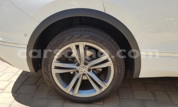 اشتري مستعمل Volkswagen Tiguan White سيارة في Maseru في Maseru اشتري مستعمل Volkswagen Tiguan White سيارة في Maseru في Maseru