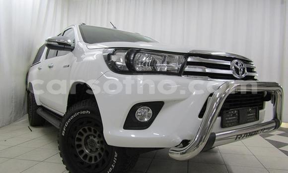 Acheter Occasion Voiture Toyota Hilux Blanc à Maseru, Maseru Acheter Occasion Voiture Toyota Hilux Blanc à Maseru, Maseru